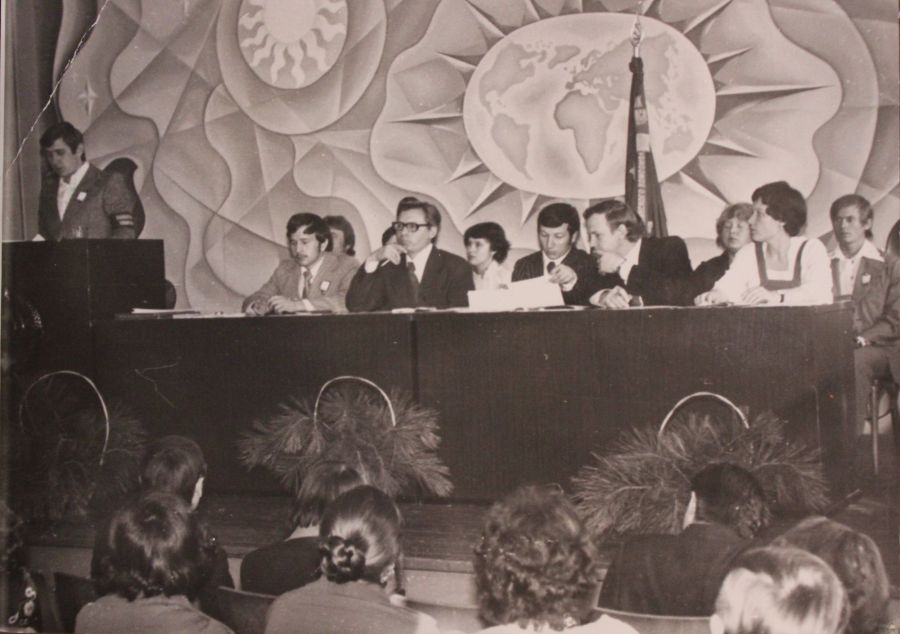 Комсомольский форум. Слева направо: И.Делибалтов, Р.Гильманов, К.Отраднов, В.Бабушкин. 