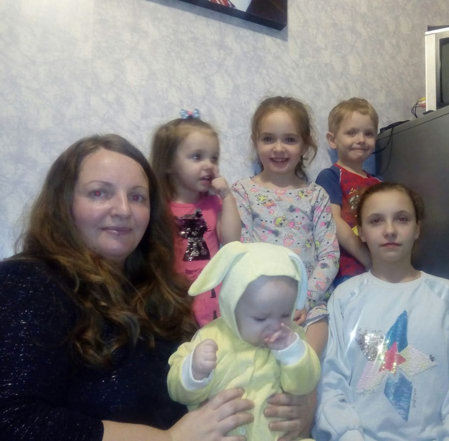 Виктория Гейнце с детьми