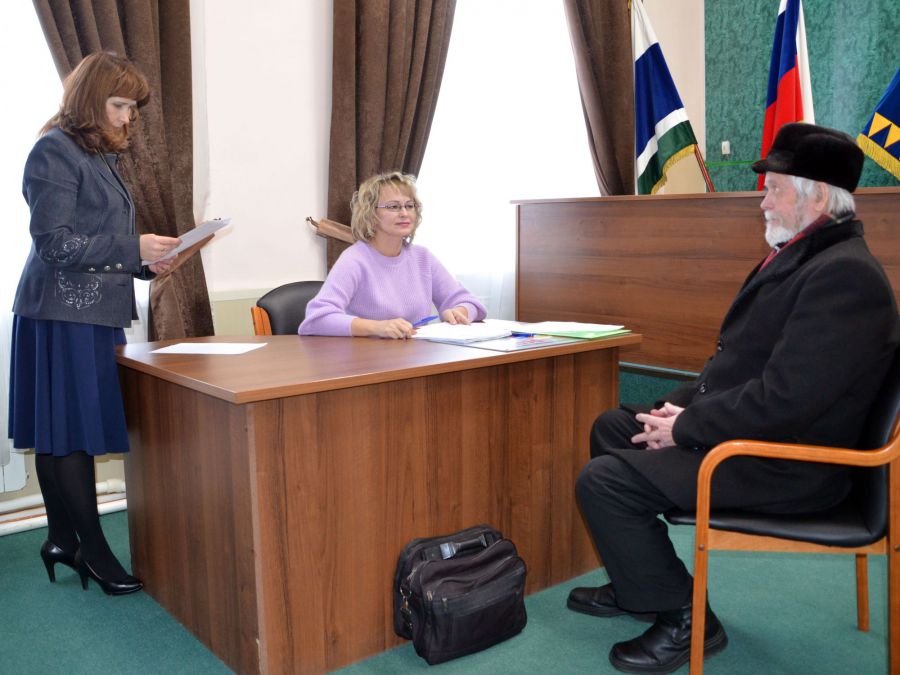 Местное отделение партии «Единая Россия» ведет прием граждан.