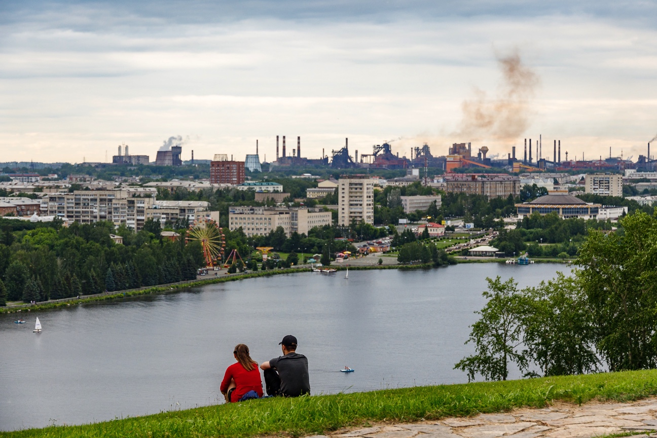 Нижний тагил свердловской. Нижний Тагил фото города 2022. Урал город. Нижний Тагил набережная. Топ красивых мест Екатеринбурга.