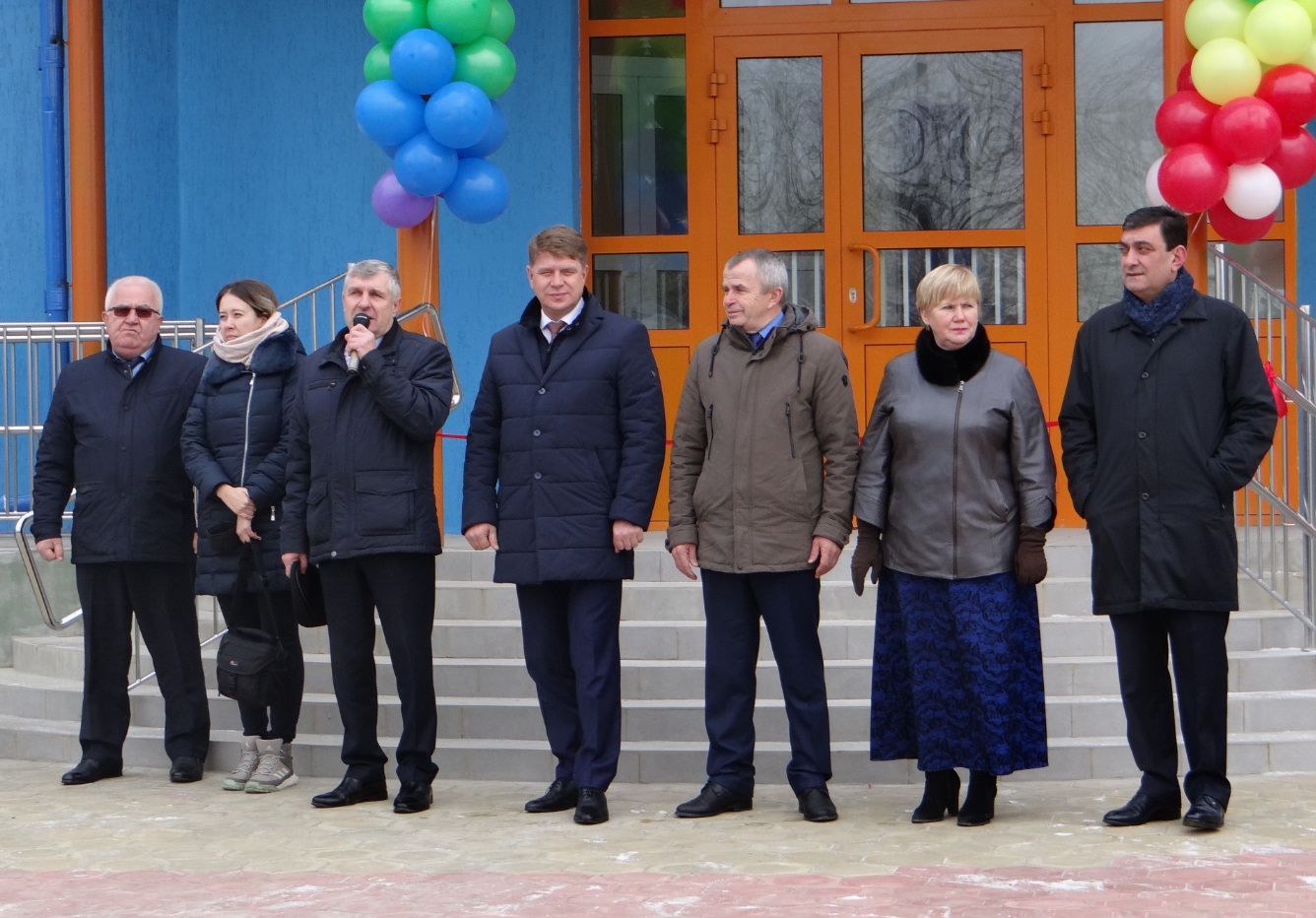 Нова новости. Новый садик в новой Ляле. Новая Ляля новый детский сад. Сайт детского сада 10 новая Ляля. Открытие садика в Светлом Екатеринбург.